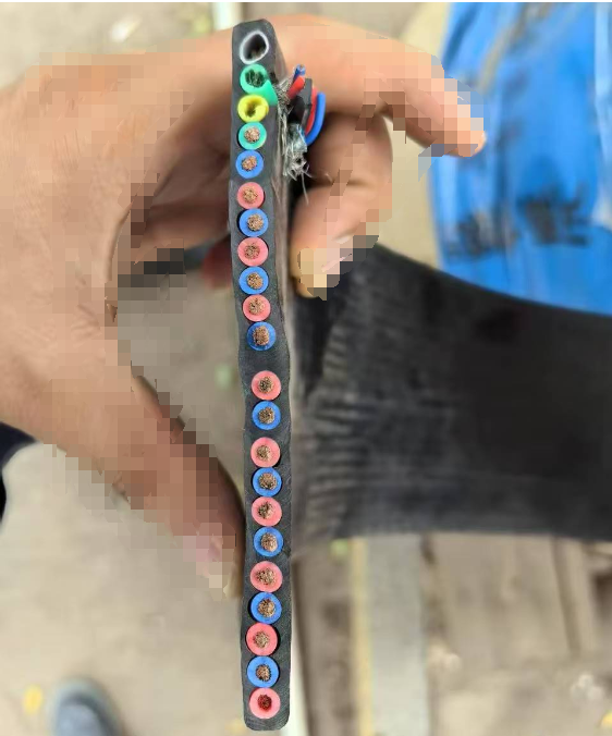 影視燈光設(shè)備用低煙無(wú)鹵帶狀電纜13*4+2DMX+1CAT6